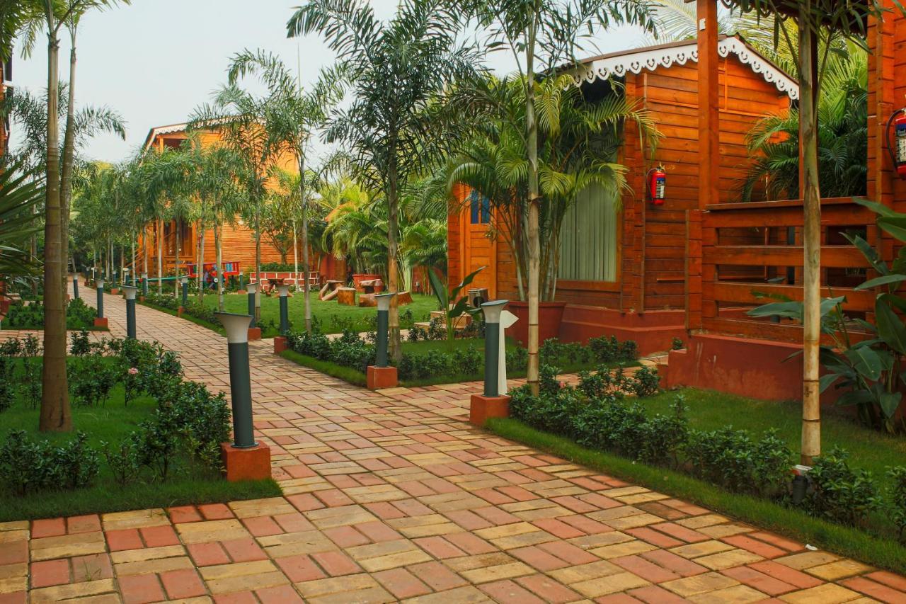 Grand Vatika Resort Арамболь Экстерьер фото