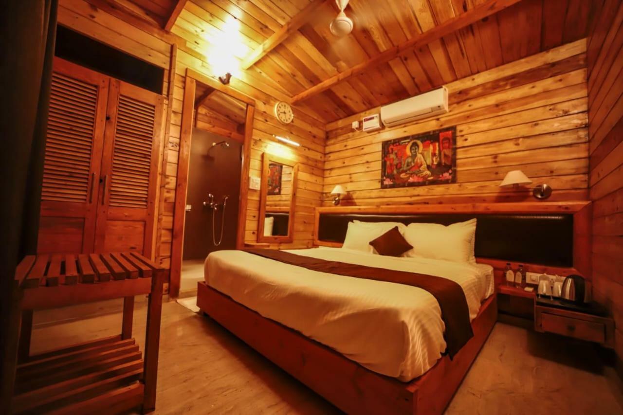 Grand Vatika Resort Арамболь Экстерьер фото