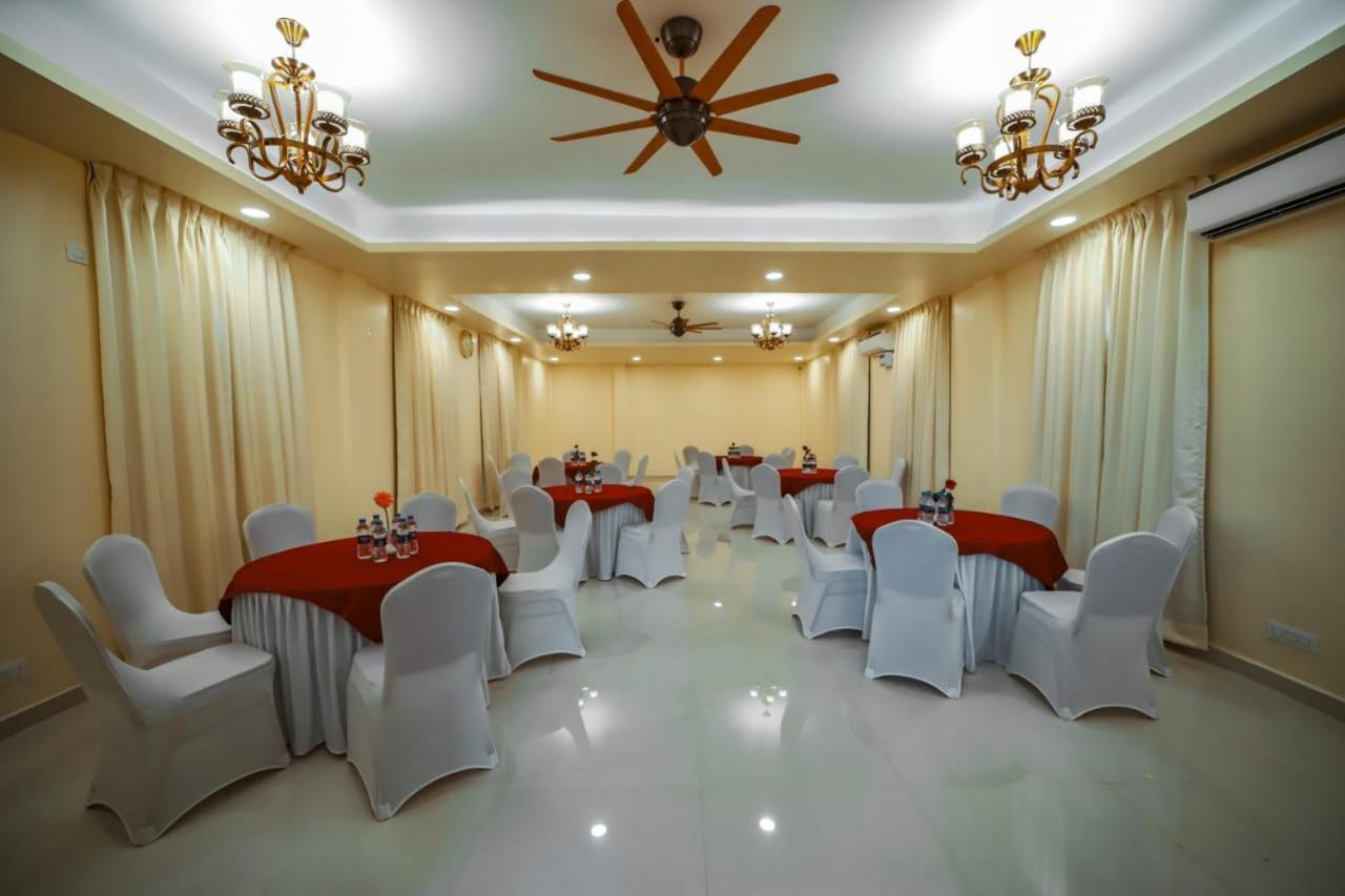 Grand Vatika Resort Арамболь Экстерьер фото